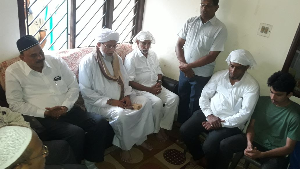 ಮೃತ ಝುಬೈರ್ ಮನೆಗೆ ಜಿಲ್ಲಾ ಖಾಝಿ ತ್ವಾಖಾ ಉಸ್ತಾದ್ ಭೇಟಿ